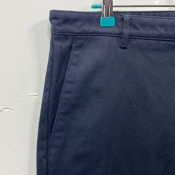A.P.C. Flat Front Pants Size 33